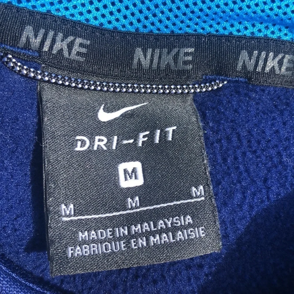 NIKE Dri-Fit Medium Youth Pullover